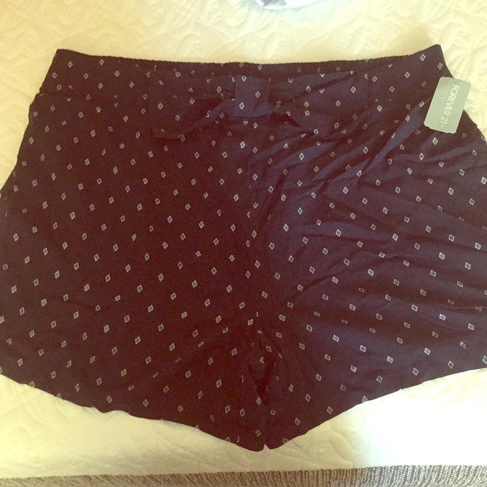 Bow detailed soft shorts NWT